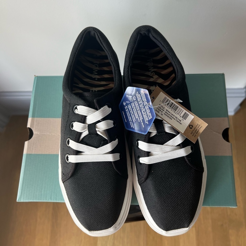 TOMS Lace Up Lug Black Canvas